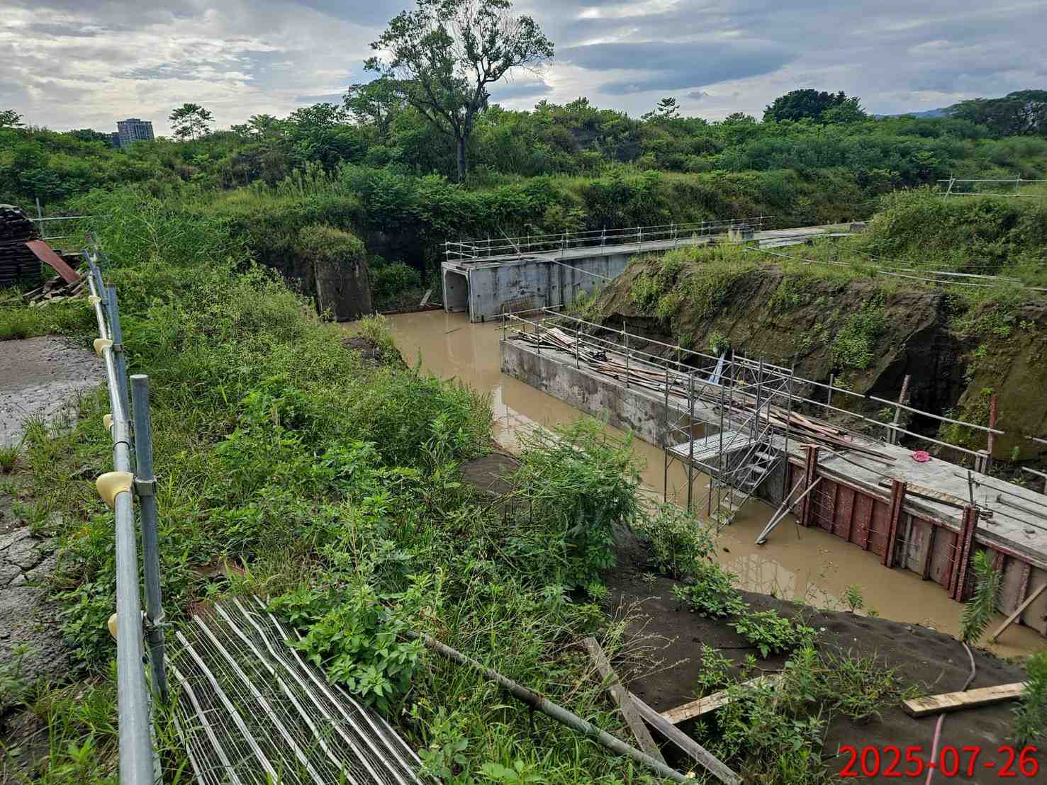 0726 驟雨抽排水工期展延