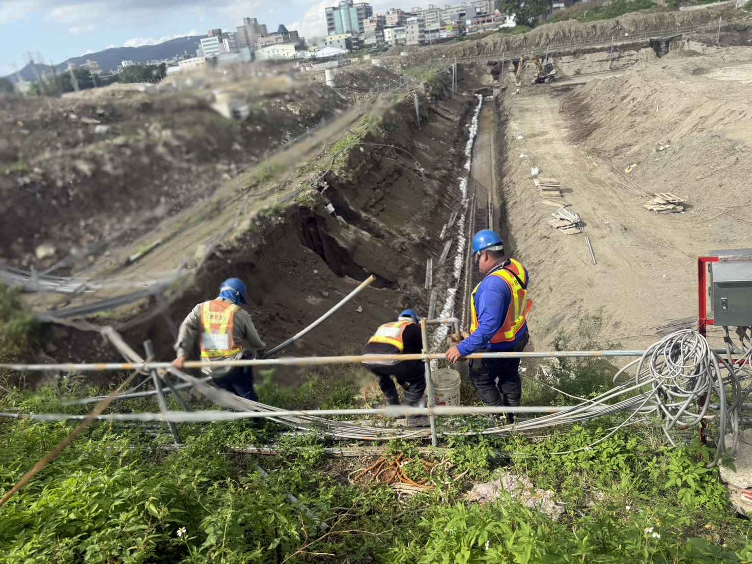 1117 整地土方工程、道路工程、排水工程、污水工程、共管工程、機電工程及管理維護/PD4滯洪池更換點井馬達 1117 整地土方工程、道路工程、排水工程、污水工程、共管工程、機電工程及管理維護/PD4滯洪池更換點井馬達