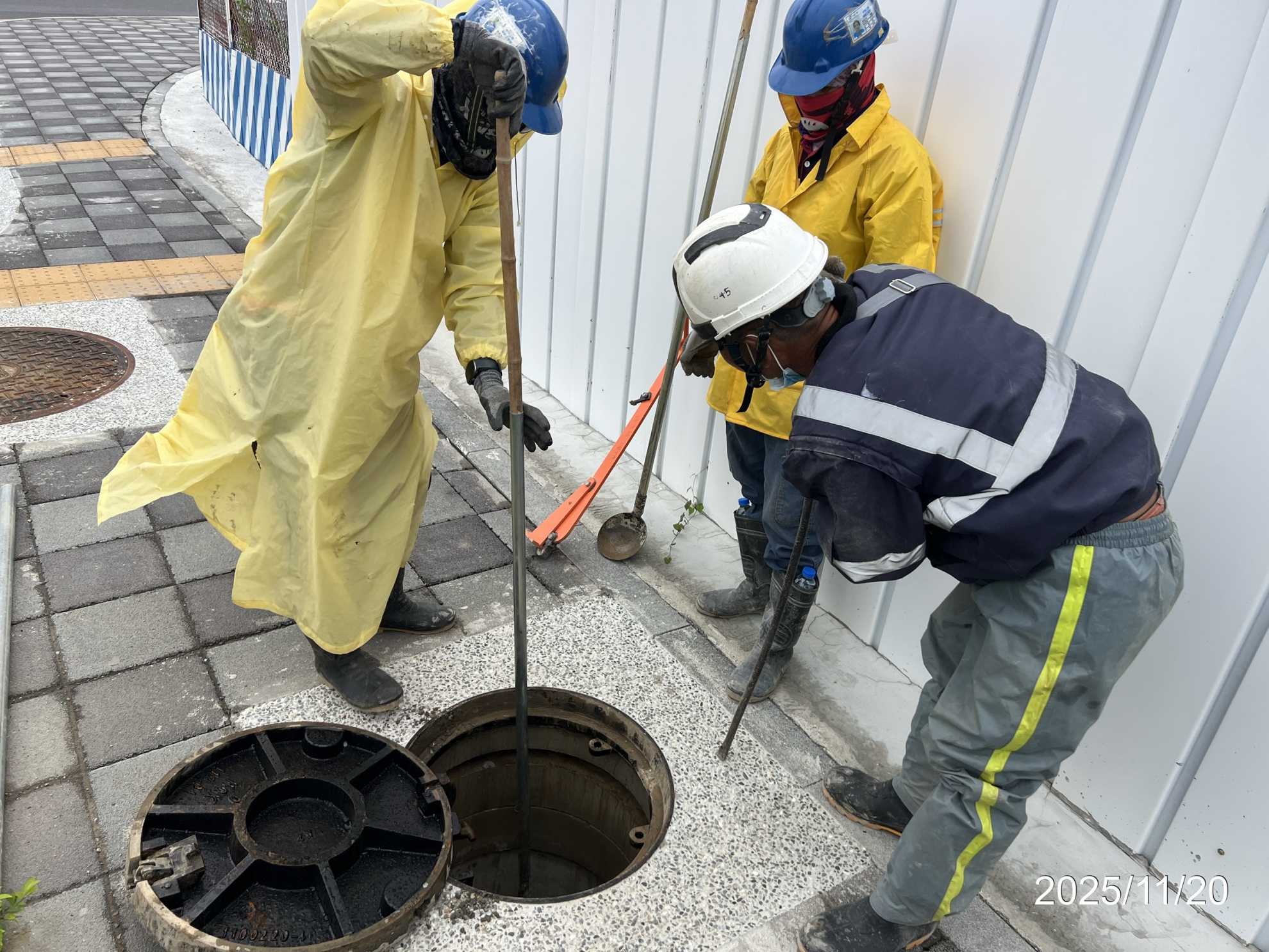 1120 整地土方工程、道路工程、排水工程、污水工程、共管工程、機電工程及管理維護/污水陰井清淤