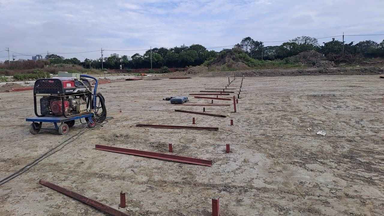 1220 整地土方工程、道路工程、排水工程、污水工程、共管工程、結構工程(橋梁)、圍籬工程、機電工程及管理維護/臨工區道路清洗