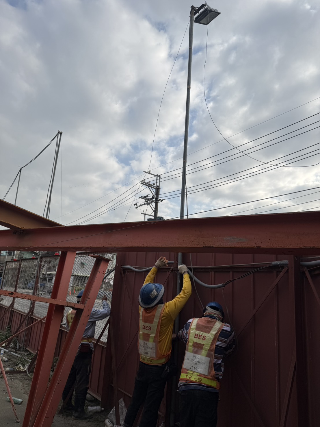 0119 整地土方工程、道路工程、排水工程、污水工程、共管工程、結構工程(橋梁)、機電工程及管理維護/臨時照明燈具更換