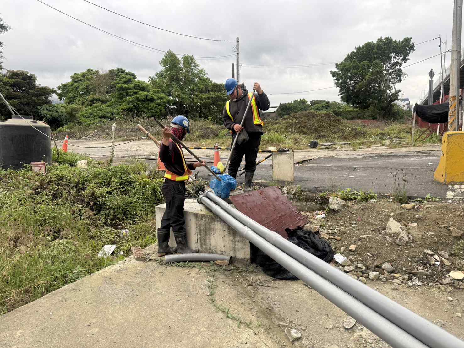 0309 整地土方工程、道路工程、排水工程、污水工程、共管工程、結構工程(橋梁)、機電工程及管理維護/工區抽排水設備巡檢維護 0309 整地土方工程、道路工程、排水工程、污水工程、共管工程、結構工程(橋梁)、機電工程及管理維護/工區抽排水設備巡檢維護