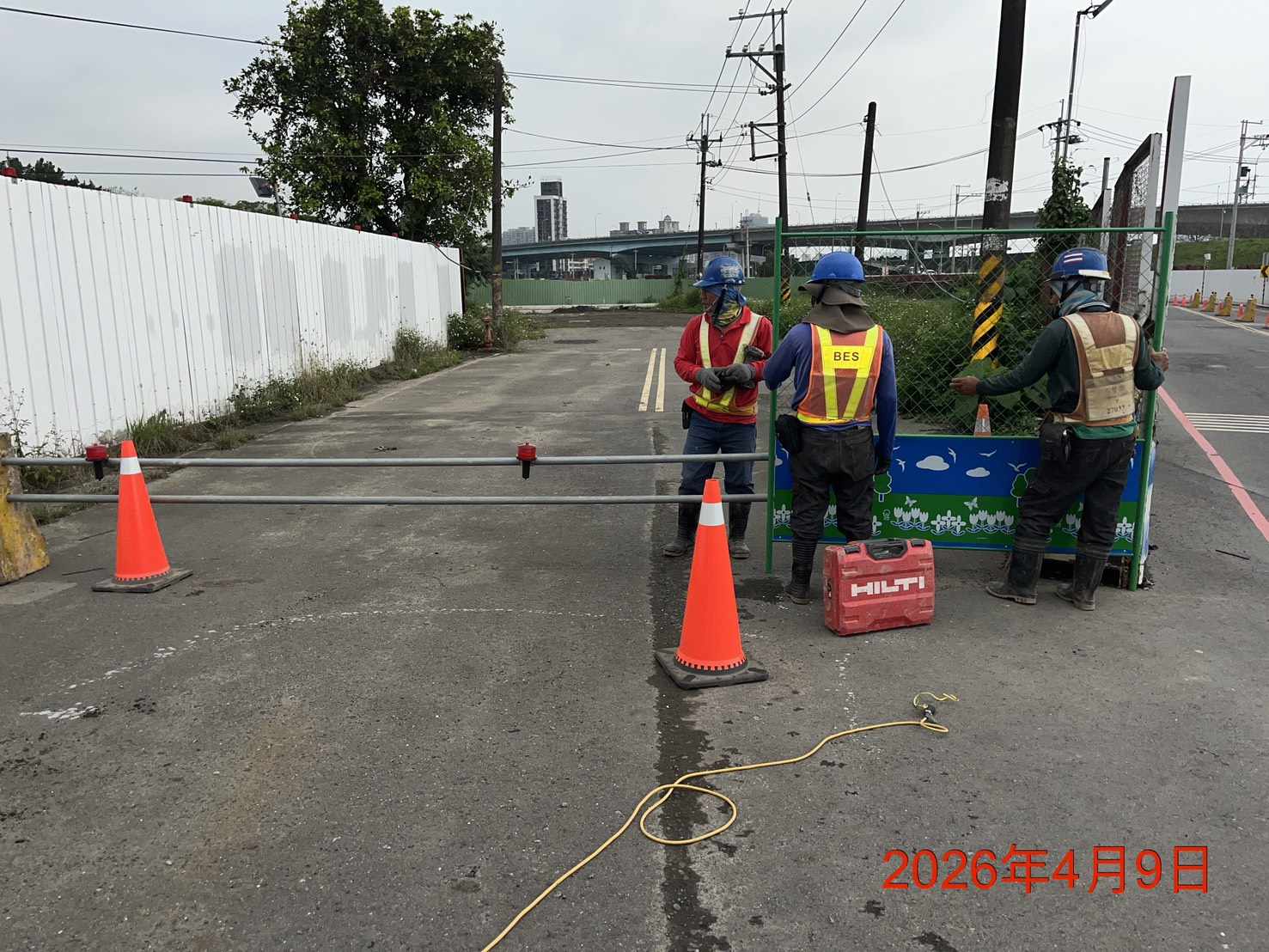 0409 整地土方工程、道路工程、排水工程、污水工程、共管工程、機電工程及管理維護/塔三圍籬圍設