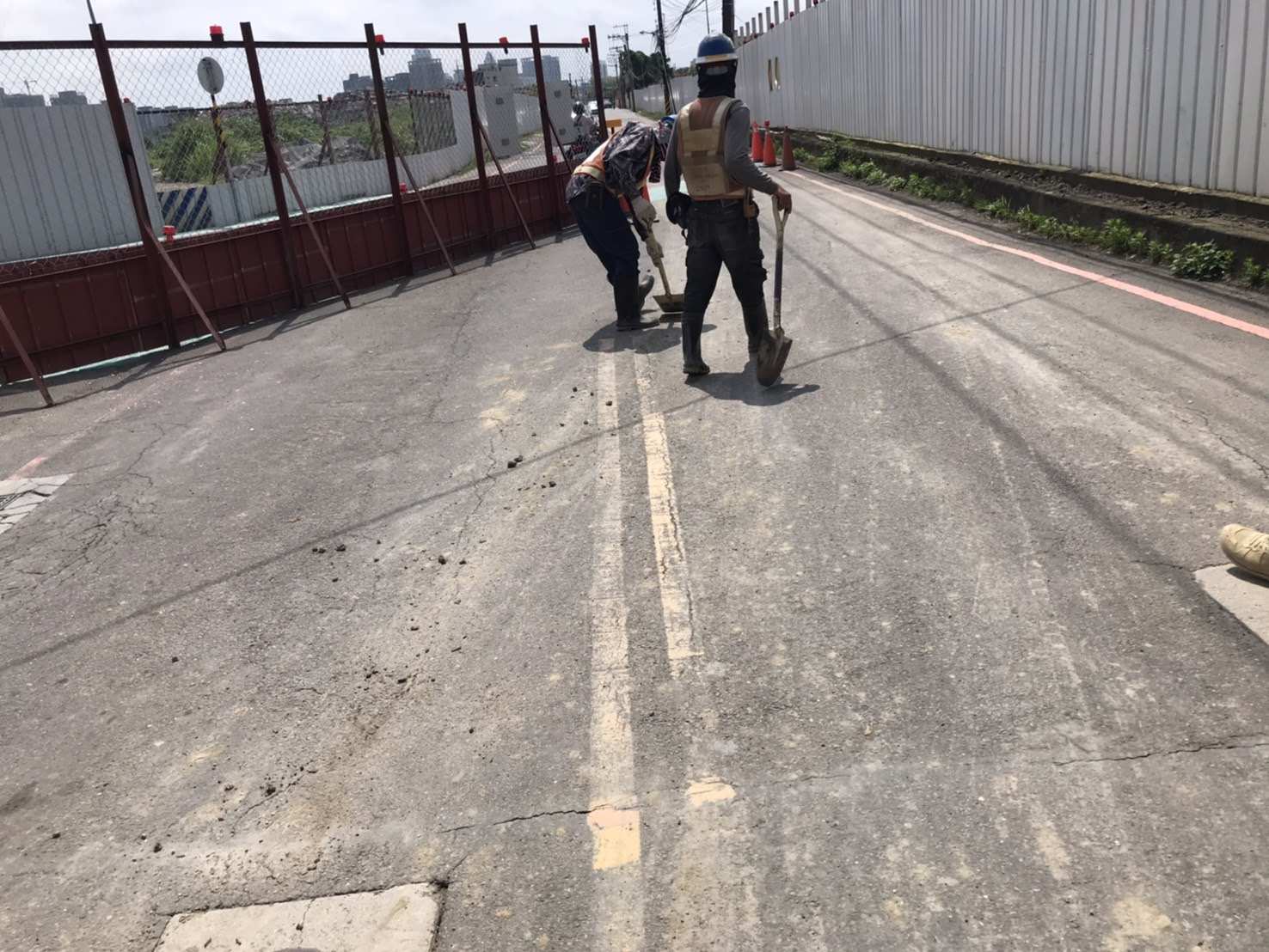 0419 共管工程、結構工程(橋梁)及管理維護/工區路面整理/工區臨時照明夜間巡檢