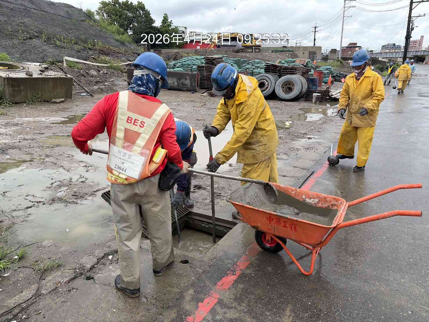 0424 排水工程及管理維護//工區驟雨祛水/排水溝防汛清理