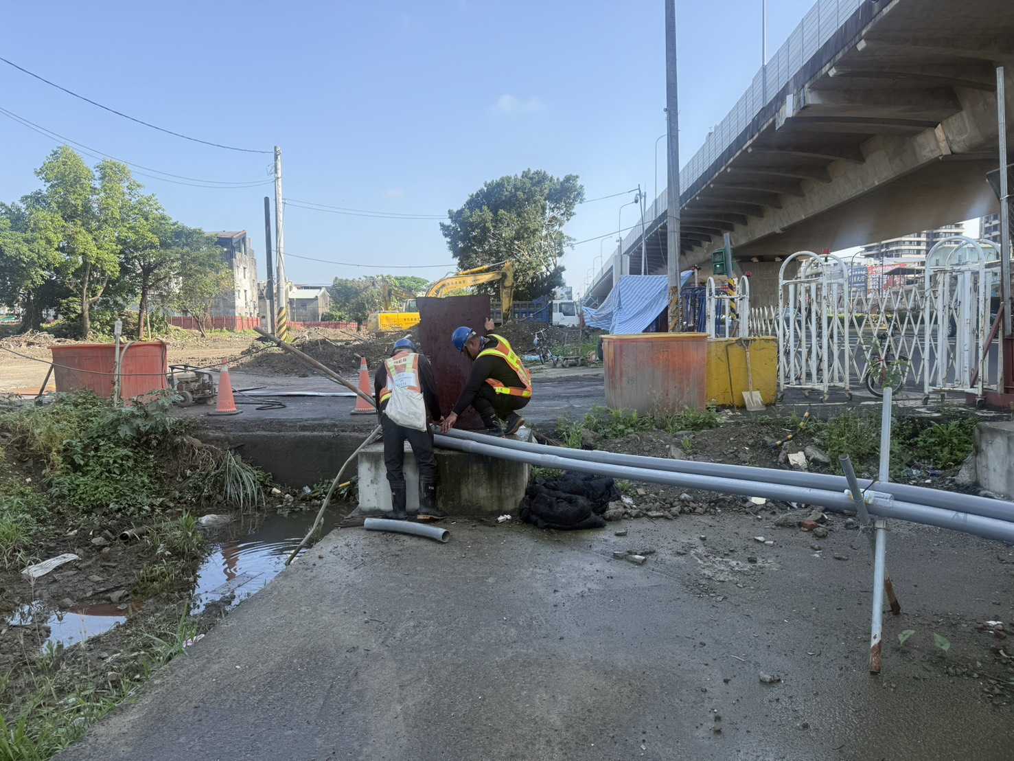 0426 排水工程、污水工程、共管工程、結構工程(橋梁)及管理維護/工區抽排水設備巡檢/工區臨時照明夜間巡檢