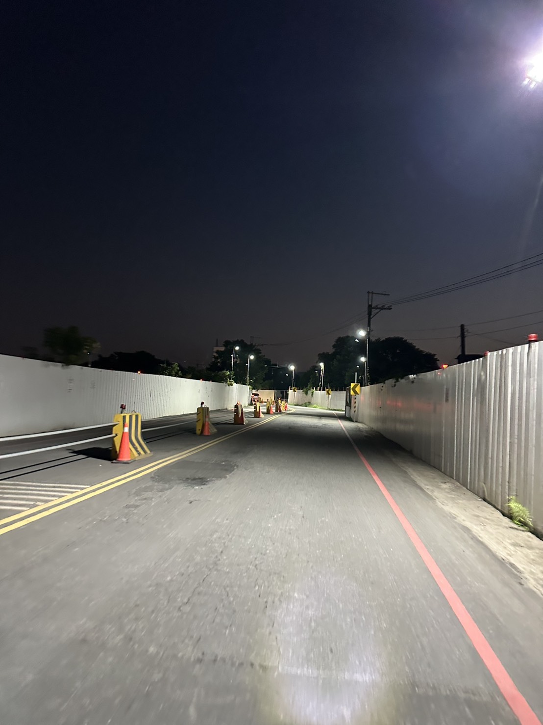 0503 道路工程、排水工程、污水工程、共管工程及管理維護/工區雜草清除/工區臨時照明夜間巡檢
