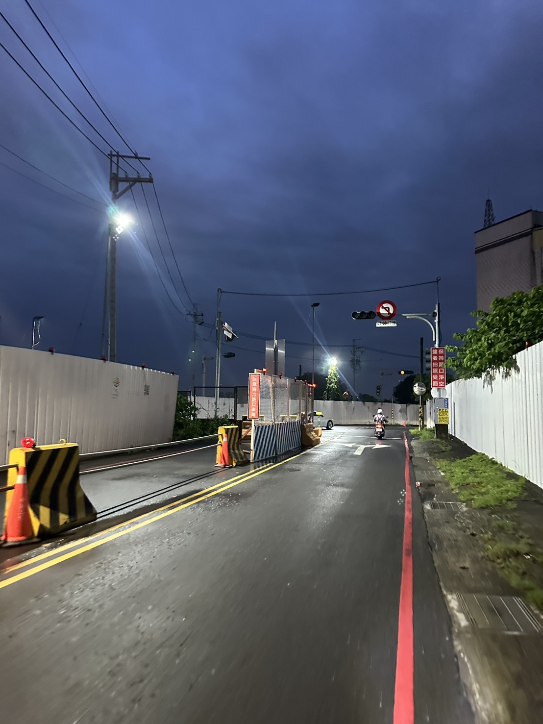 0607 道路工程、結構工程(橋梁)及管理維護/工區臨時照明夜間巡檢